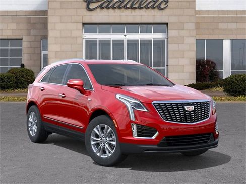 New 2025 Cadillac XT5 Luxury image 7