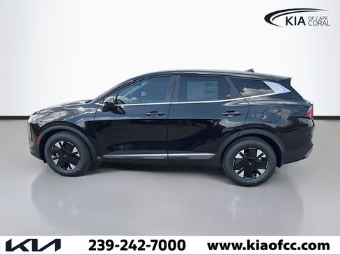 New 2026 Kia Sportage LX image 2