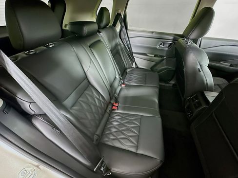 New 2026 Nissan Rogue Platinum w/ Platinum Premium Package image 36