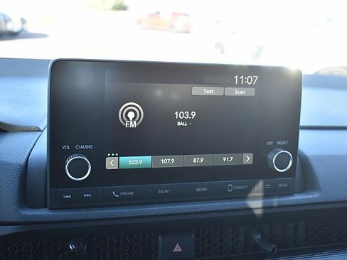 Used 2025 Honda CR-V LX image 19