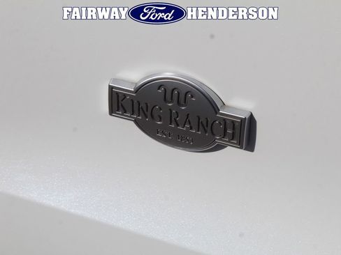 Used 2021 Ford Explorer King Ranch w/ Premium Technology Package image 7