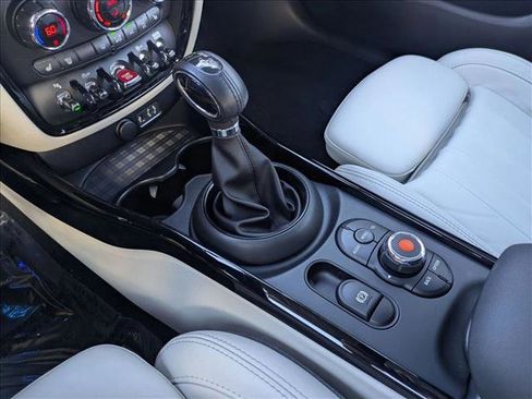 Used 2018 MINI Cooper Clubman S image 12