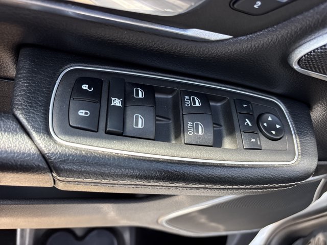 Used 2022 RAM 1500 Laramie AWD/4WD image 24
