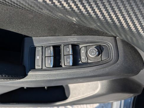 Used 2024 Subaru Ascent Premium w/ Convenience Package image 20