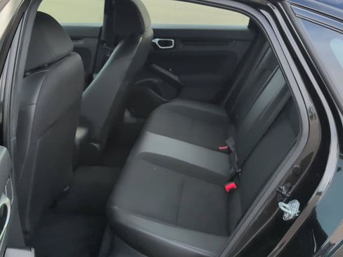 Used 2025 Honda Civic Sport image 14