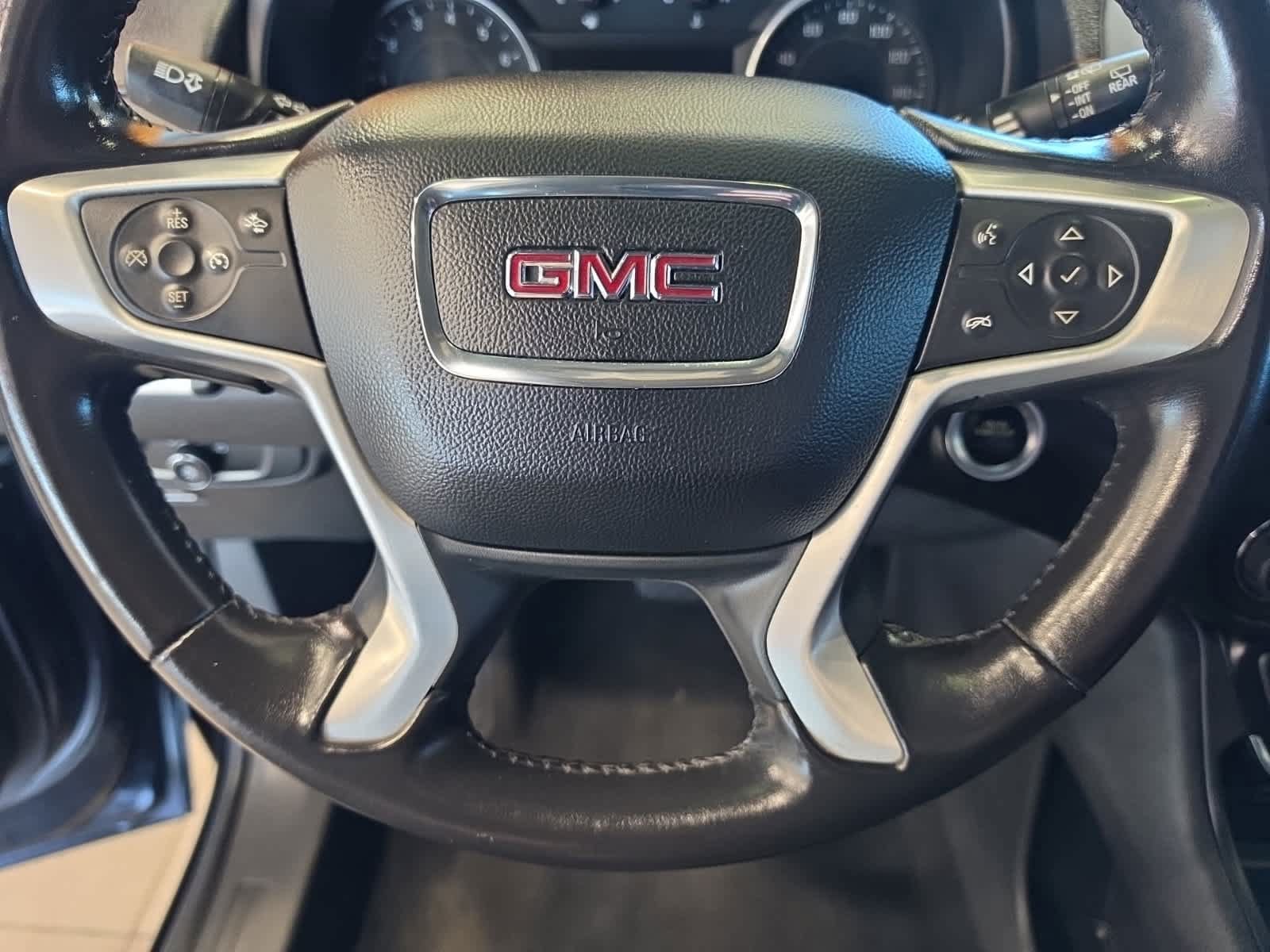 Used 2020 GMC Terrain SLE w/ Driver Convenience Package FWD image 21