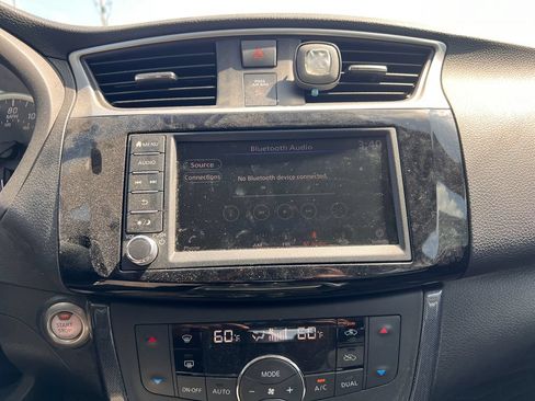 Used 2019 Nissan Sentra SR FWD image 20