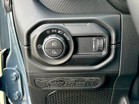 New 2026 Jeep Gladiator Rubicon w/ Safety Group AWD/4WD image 13