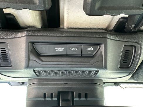 Used 2025 Jeep Wrangler Unlimited Rubicon 4xe w/ Convenience Group AWD/4WD image 43