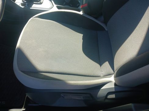 Used 2022 Volkswagen Taos S w/ IQ Drive S Package image 5