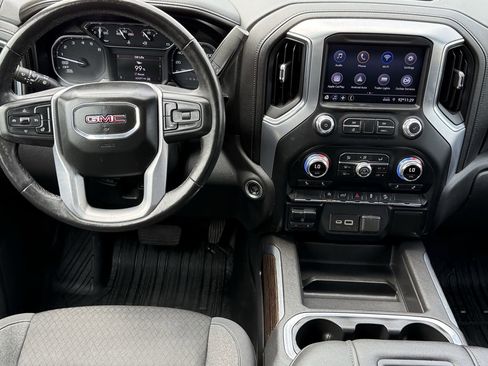 Used 2021 GMC Sierra 1500 Elevation w/ X31 Off-Road Package AWD/4WD image 11
