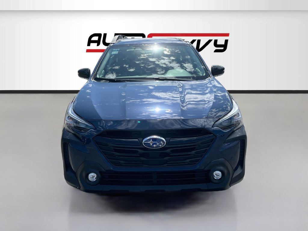 Used 2025 Subaru Outback Limited w/ Popular Package #2 AWD/4WD image 2