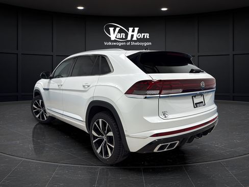 Used 2025 Volkswagen Atlas Cross Sport SEL Premium R-Line AWD/4WD image 5