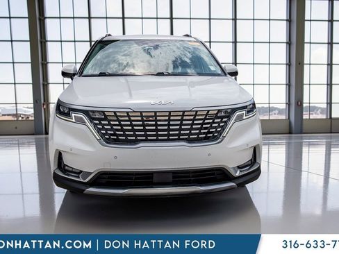 Used 2022 Kia Carnival SX FWD image 27