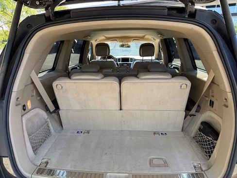 Used 2013 Mercedes-Benz GL 450 4MATIC image 7