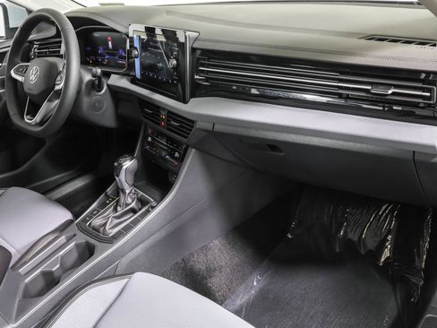 New 2026 Volkswagen Jetta SE FWD image 41