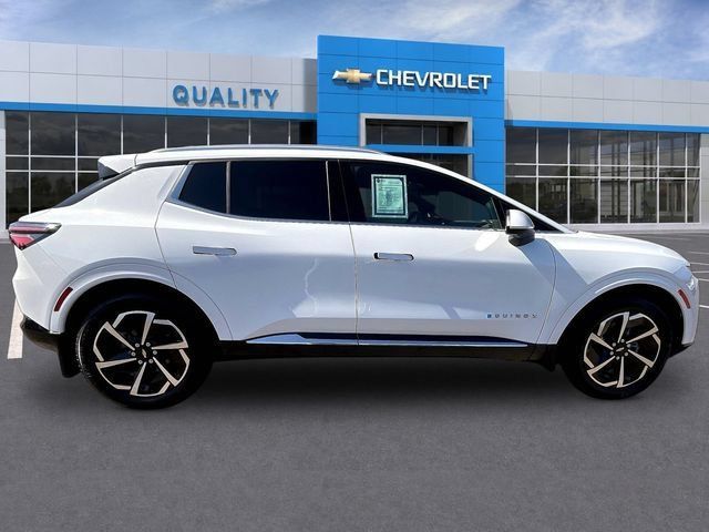 Certified 2024 Chevrolet Equinox EV LT w/ LPO, Active Package FWD image 8