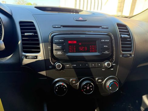 Used 2018 Kia Forte LX FWD image 21