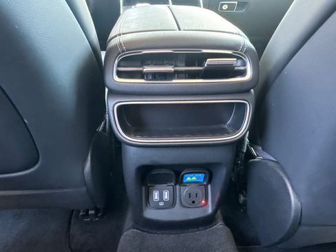 Used 2024 Genesis GV80 2.5T AWD/4WD image 7