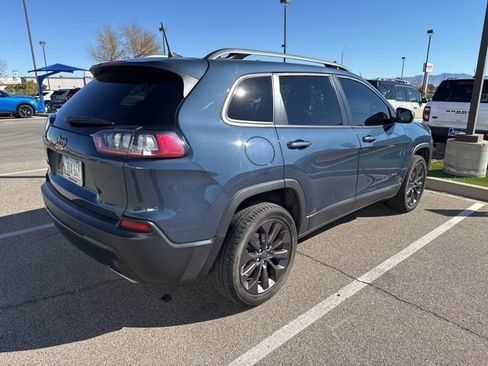 Used 2021 Jeep Cherokee Latitude Lux 80th Anniv w/ Quick Order Package 26U 80TH image 5