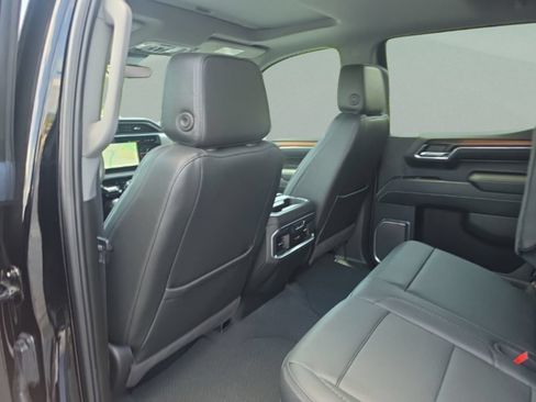 Used 2025 GMC Sierra 1500 Denali w/ Technology Package AWD/4WD image 27