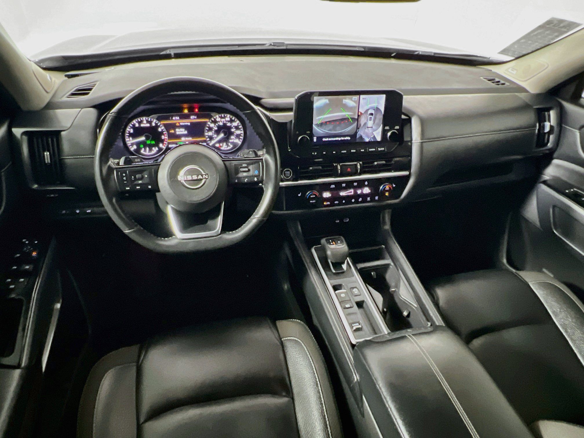 Used 2023 Nissan Pathfinder SL w/ SL Premium Package FWD image 29