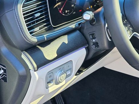 New 2026 Mercedes-Benz GLE 580 4MATIC image 15