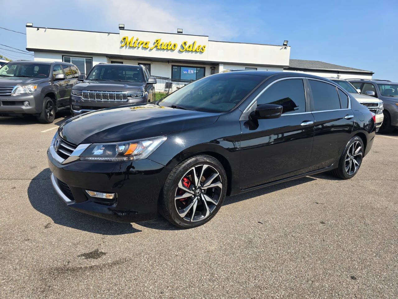 Used 2015 Honda Accord Sport image 2