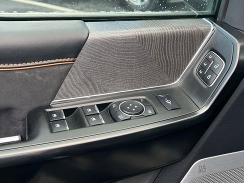 Certified 2024 Ford F250 Platinum image 29