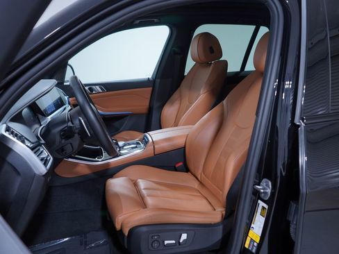 Used 2021 BMW X5 xDrive45e w/ M Sport Package image 7