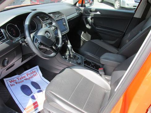 Used 2019 Volkswagen Tiguan SE AWD/4WD image 9