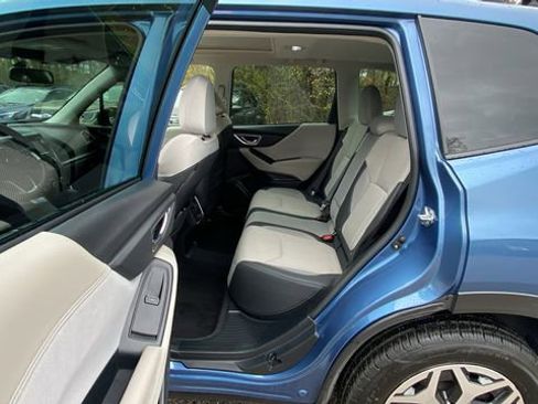 Certified 2024 Subaru Forester Premium AWD/4WD image 35
