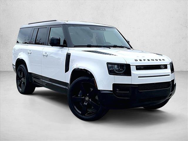 Used 2024 Land Rover Defender 130 X-Dynamic SE AWD/4WD image 12