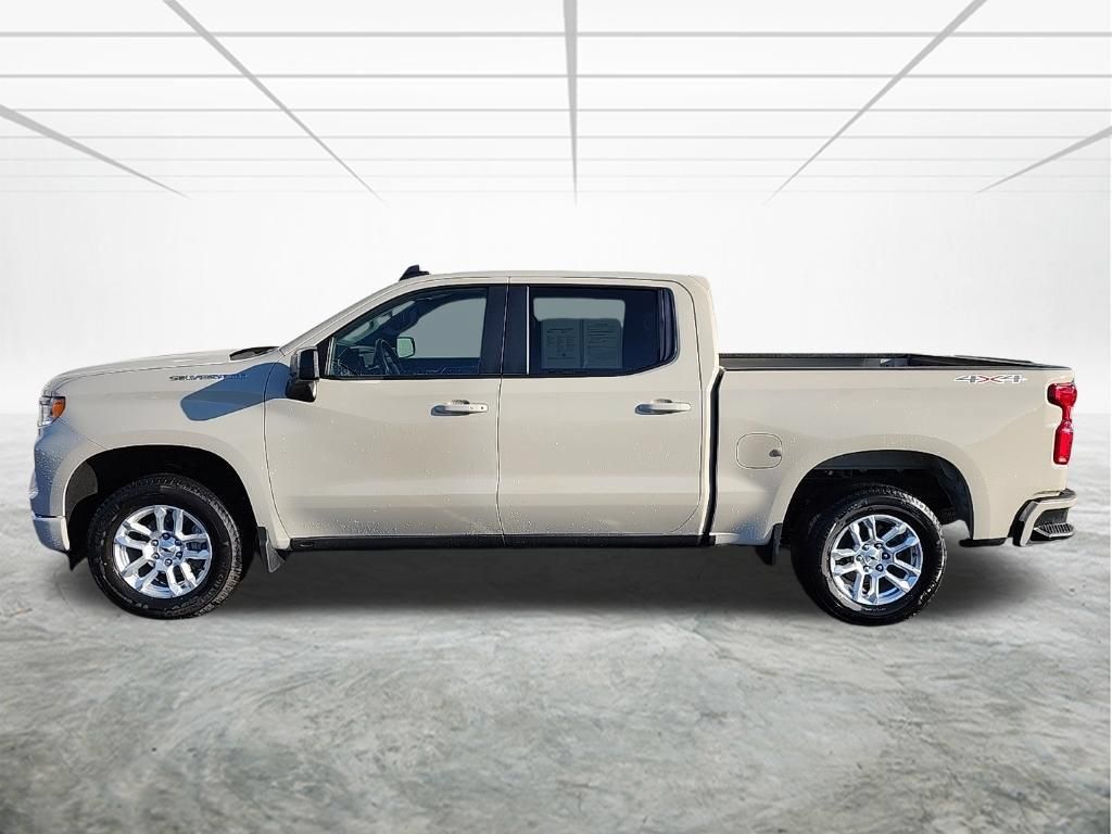 Used 2026 Chevrolet Silverado 1500 RST AWD/4WD image 2