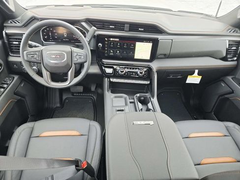 New 2026 GMC Sierra 2500 AT4 w/ AT4 Premium Plus Package AWD/4WD image 10
