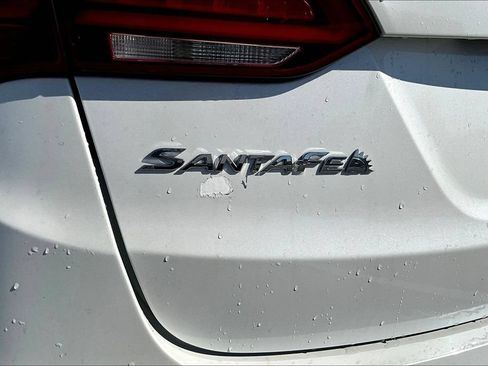 Used 2018 Hyundai Santa Fe Sport w/ 2.0T Ultimate Tech Package 05 FWD image 32