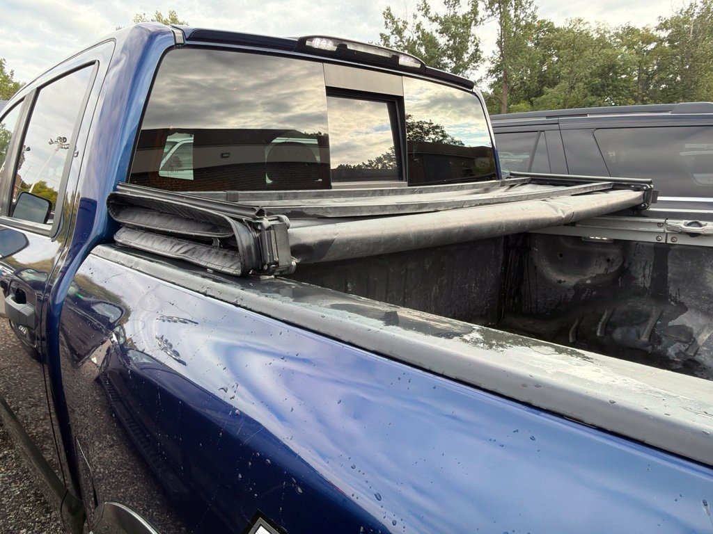 Used 2017 Nissan Titan PRO-4X AWD/4WD image 25