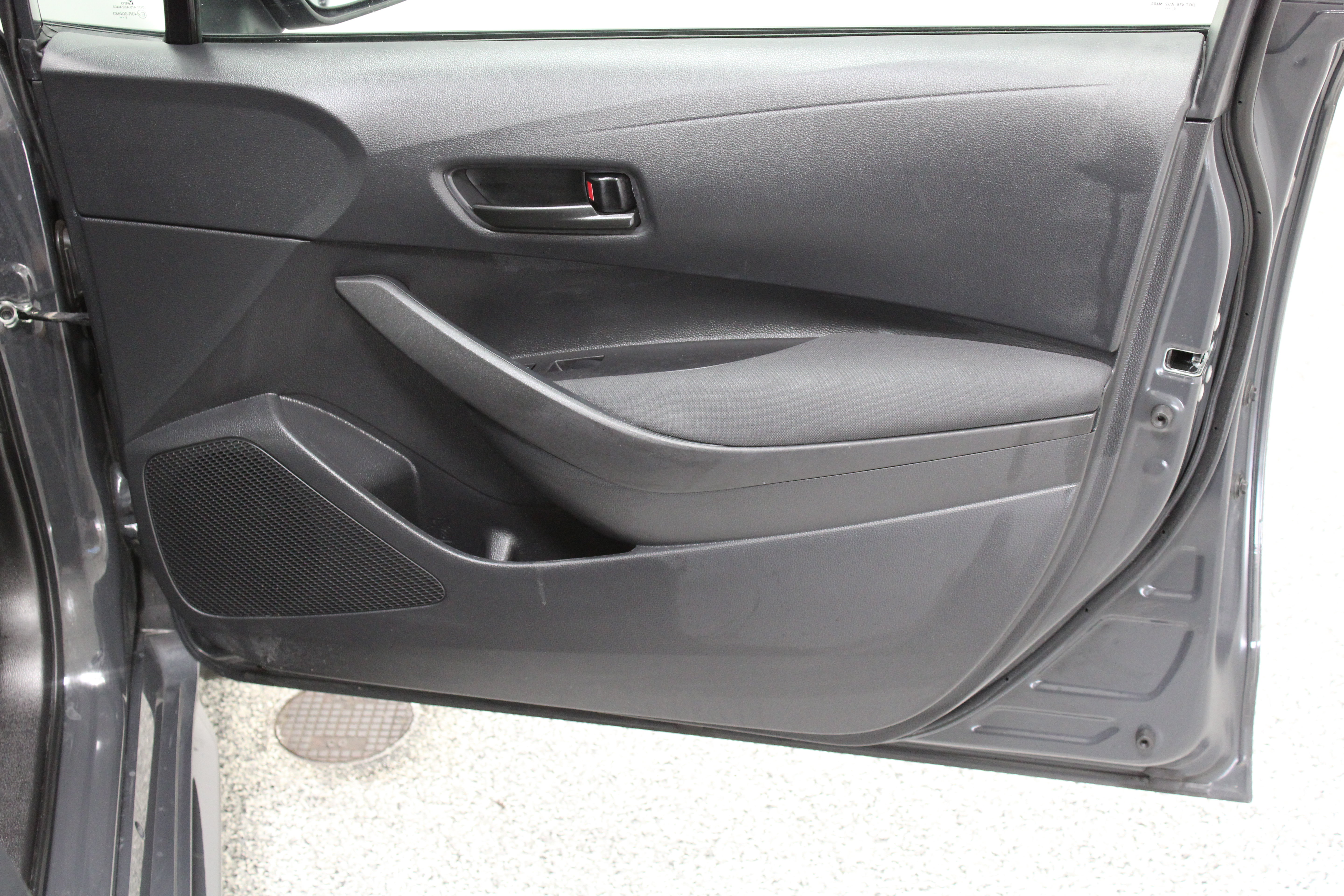 Certified 2026 Toyota Corolla LE FWD image 32