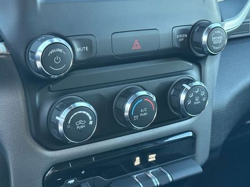 Used 2024 RAM 2500 Big Horn image 19