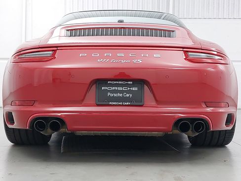 Certified 2019 Porsche 911 Targa 4S image 6
