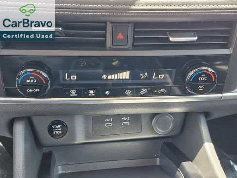 Used 2024 Nissan Rogue SV FWD image 25