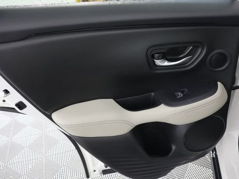 Used 2026 Honda HR-V EX-L image 27