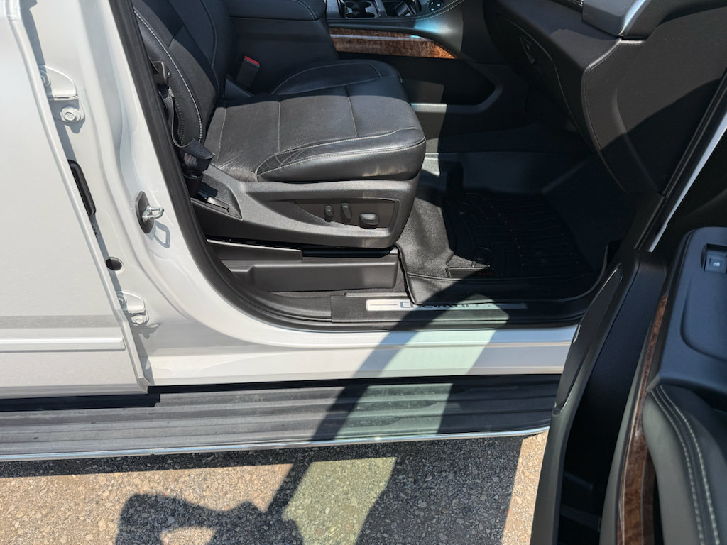 Used 2019 Chevrolet Tahoe Premier AWD/4WD image 40