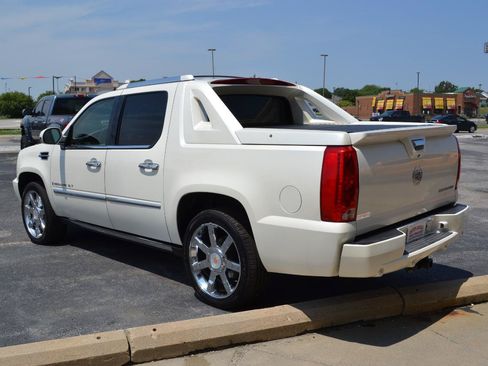 Used 2008 Cadillac Escalade EXT AWD/4WD image 5