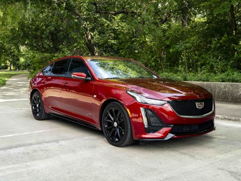 Used 2024 Cadillac CT5 Sport RWD image 2