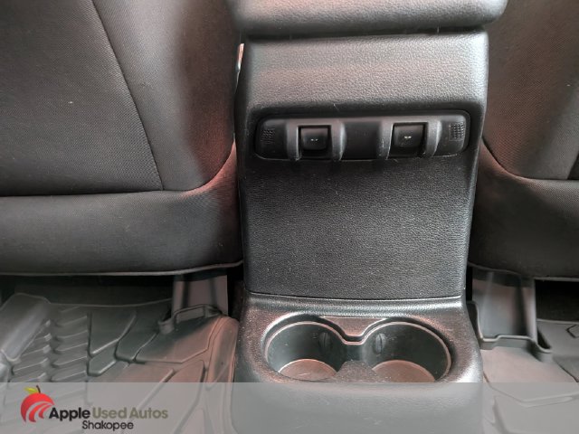 Used 2011 Jeep Wrangler Unlimited Sahara AWD/4WD image 30