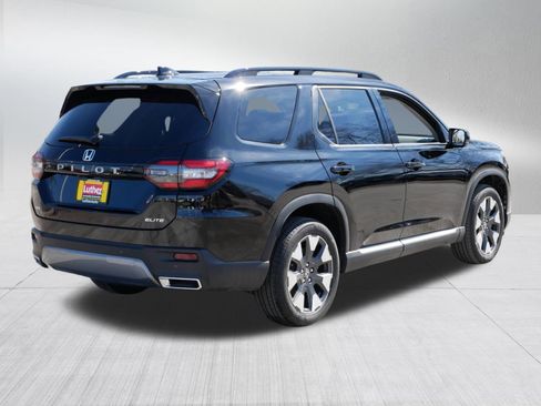Certified 2026 Honda Pilot Elite image 7