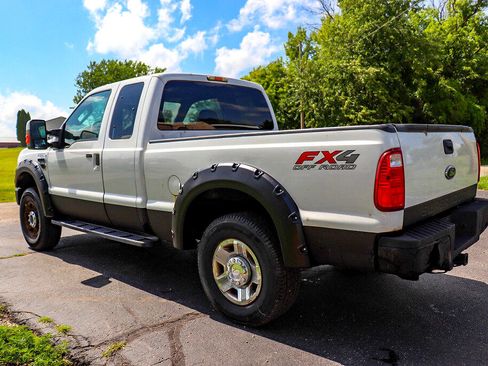 Used 2009 Ford F250 Lariat image 8
