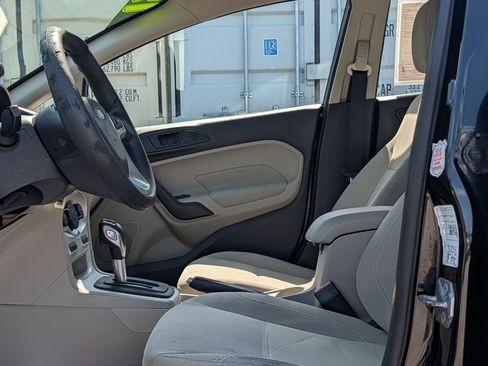 Used 2017 Ford Fiesta SE FWD image 20