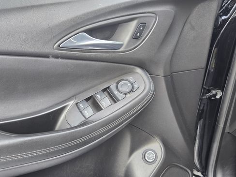 Used 2023 Buick Encore GX Select w/ Sport Touring Package FWD image 11